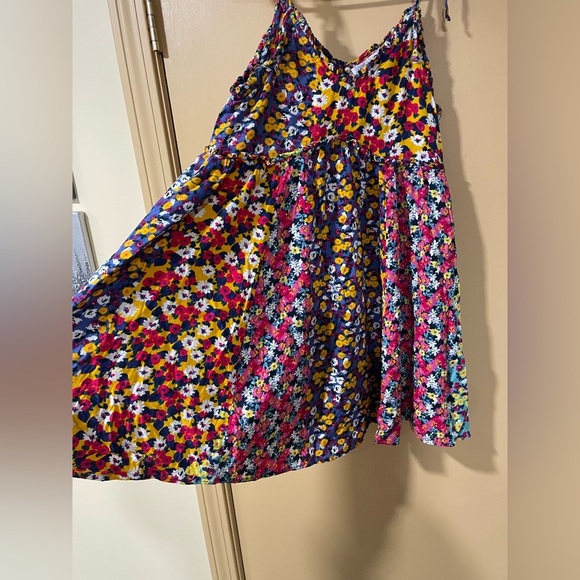 Patrons of Peace Yellow Floral Tunic Top - Picture 4 of 8